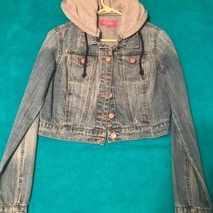 Cropped jean jacket